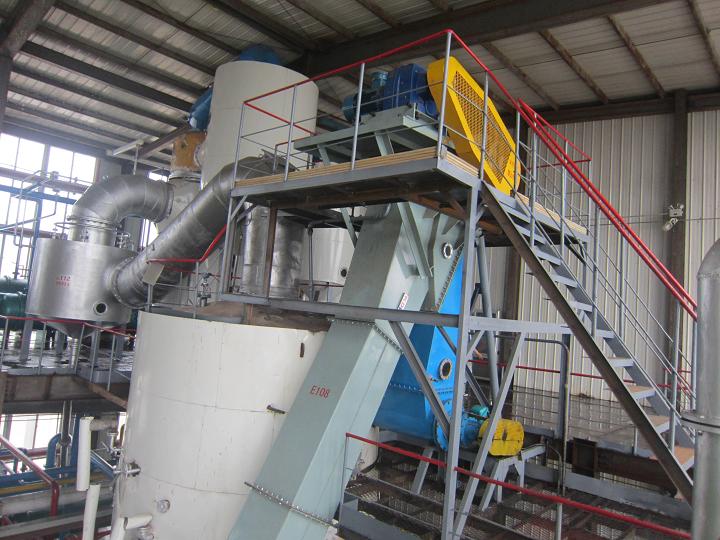 埋刮板輸送機應(yīng)用現(xiàn)場